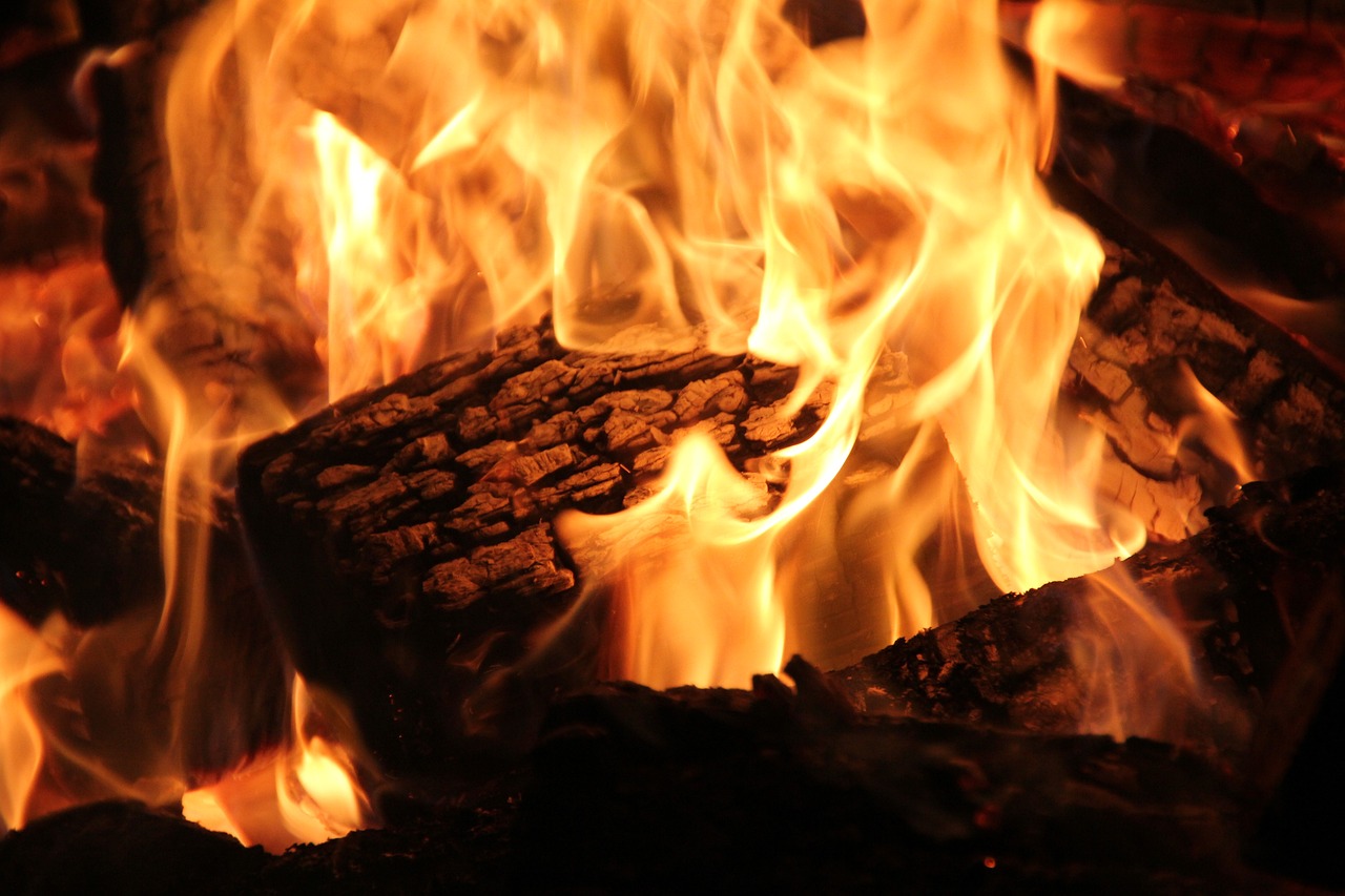 Expert Fireplace Cleaning in Bloomfield Hills, MI Professional Fireplace Cleaning Services In Bloomfield Hills Michigan